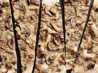 Photo de la Recette: Pizza Blanche aux Champignons et Fromage Suisse