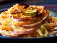 Photo de la Recette: Gratin aux Légumes de la Récolte avec Garniture de Parmesan et Noix de Grenoble