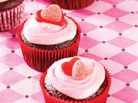 Photo de la Recette: Cupcakes au Chocolat avec Glaçage aux Framboises