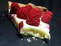 Photo de la Recette: Tarte Framboises-Chocolat Blanc-Citron Vert-Gingembre