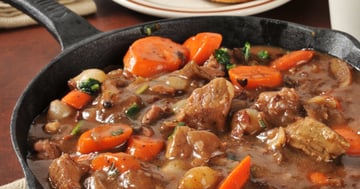 Boeuf Bourguignon aux Petits Oignons